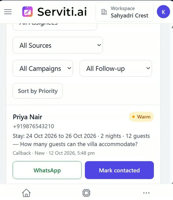 A captured lead with stay dates, guests and WhatsApp and Mark contacted buttons